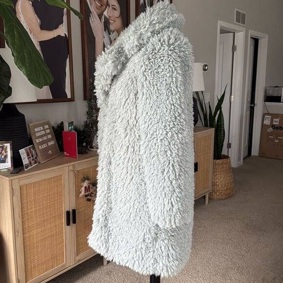 Mid Length Silver Blue Teddy Coat - Picture 6 of 10